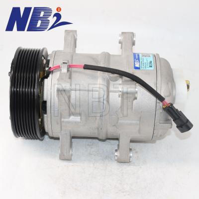 China Airconditioningcompressor voor Dongfeng Kinland DCi11 Motor L375 Truck Cabin Spare Parts AC Compressor Assembly 8104010-C0100 Te koop