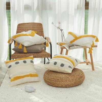 China Anti-Pull In Polyester Current Classic Cotton Handmade Vintage Boho Tufted Cushion Cover For Sofa Patio Home Decor for sale