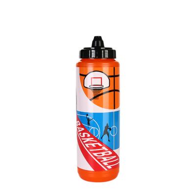China Customized Sustainable Design BPA Free Sports Basketball Gym PE Squeeze Reusable Reusable Water Bottles for sale