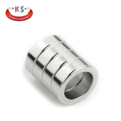 China Rare Earth Industrial Permanent Neodymium Magnet N35-N52 Radial Magnet Ring for sale