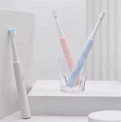 Chine Recyclable de type C, brosse à dents électrique automatique pour adultes à vendre