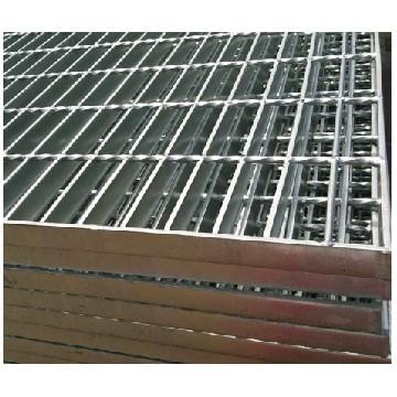 Cina Tipo di verniciatura nero grattare di Antivari della copertura di botola della fossa e della pianura di pagina 25/3mm in vendita