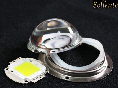 中国 100W洪水ライト光学ガラスの穂軸LEDレンズ90°の明るい角度 販売のため