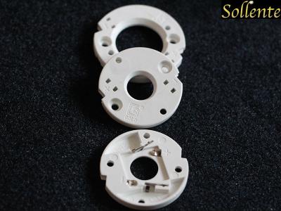 中国 ベリリウムの銅のニッケルによってめっきされる穂軸LEDのホールダー白い色35mmの直径 販売のため