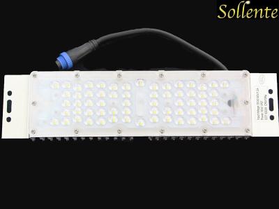 中国 DC24V 50WはIP67防水コネクターが付いている街路照明の据え付け品を導きました 販売のため