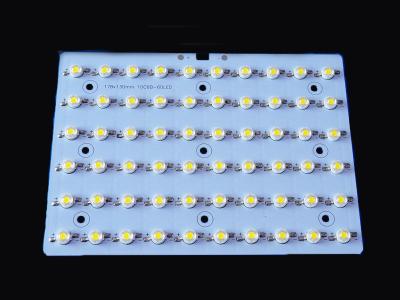 中国 60W LEDの道ランプの取り替えは150lm Bridgeluxの破片が付いている軽いモジュールを導きました 販売のため