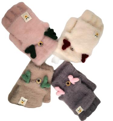 China Factory Directly Sales Touch Half Fingers With Low MOQ Gloves Winter Hat Wholesale Custom Logo Kids Winter Gloves for sale