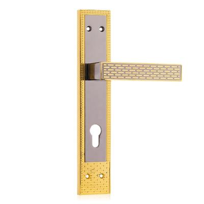 China EUROPEAN Luxury Door Handle in Dubai Gold Modern Art Deco Iran Castle Square Ribbed Door Handle for sale