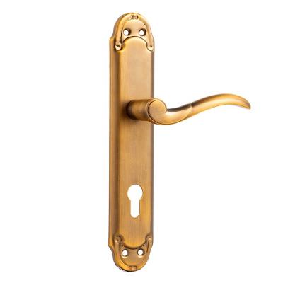 China Iron Aluminum Alloy Traditional Designer High Quality Door Handle Lock Interior Bedroom Door Handle and Locks for sale