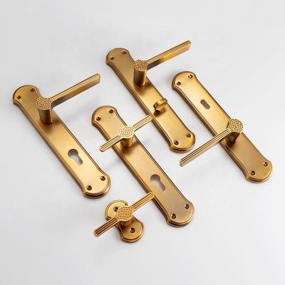 China Traditional Contemporary Thicken Door Lock Handle Alloy Alloy Door Silent Handle For House Interior Door Handle for sale