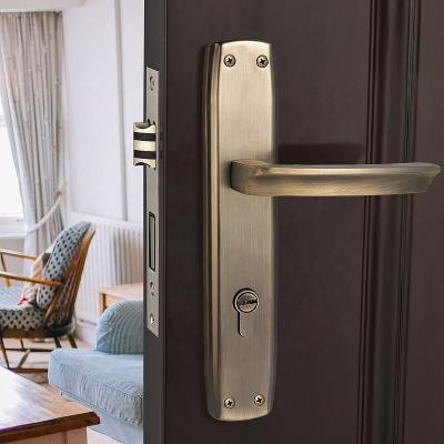 China Traditional Door Handle Manufacturer Bedroom Door Designs Satin Nickel Plated Main Door Handle for sale