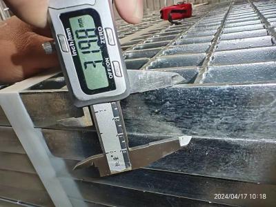 China ASTM A36 Standard Steel Grating Panel WB325/2 Galvanized for sale