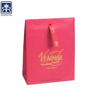 China Recyclable Custom Branded Gift Bag For Clothing Apparel Lingerie for sale