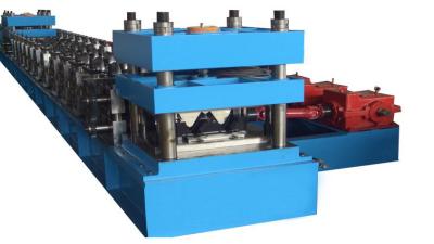 China Drie/Twee Golven het Broodje die van de Wachtspoorweg Materiaal 3 Ton Hydraulische Decoiler vormen Te koop