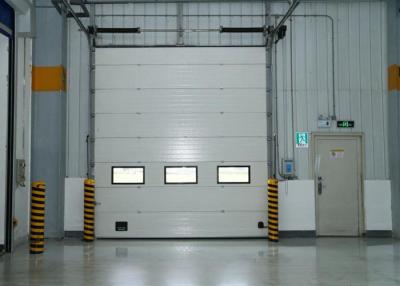 Chine Contrôle automatique sectionnel industriel isolé de porte coulissante de rouleau de portes en acier de volet à vendre