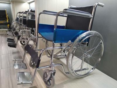 Chine Le fauteuil roulant pliant léger se pliant de fauteuil roulant en acier de GT-809B a passé MAG Rear Wheel au bichromate de potasse à vendre
