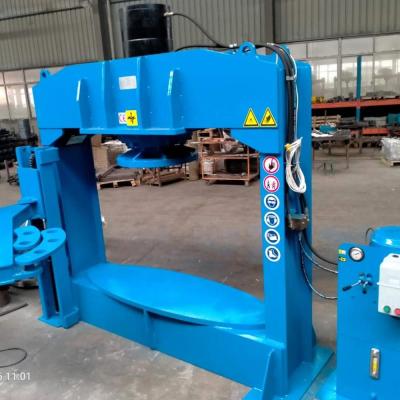 China Solid Press Machinery WELIFTRICH 160ton Tire Press Heavy Duty Tire Design for sale