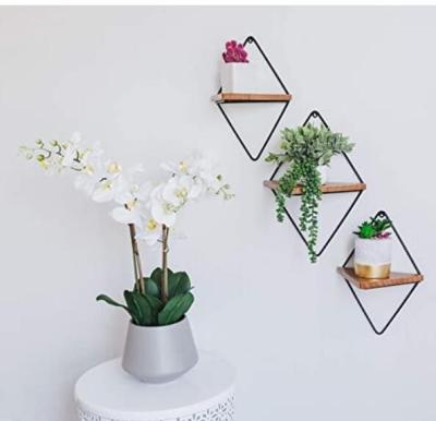 China Easy Assembly Set Rustic Wall 3 Shelf Floating Geometric Triangle Shelves In Farmhouse Art for sale