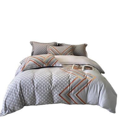 China Anti-static 4 - piece cotton bedding set with large quantity and high density for fall and winter for sale