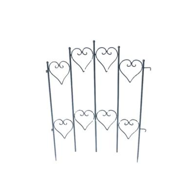 China Easily Assembled Heart Shaped Black Metal Garden Trellis Wall Trellis For Climbing Plants for sale