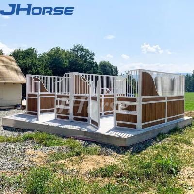 China High Strength Steel Tube Frame prefab metal horse stables With Roof long lasting for sale