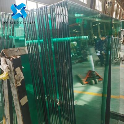 China Gepersonaliseerde vorm 10,38 mm Melkwit PVB Veilig gelaagd glas Te koop