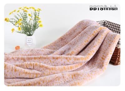 China 100% polyester and velboa fabricWidth: 60 inchesUsed for toy, shoes and bagsWeight: 200 to 300gsm for sale