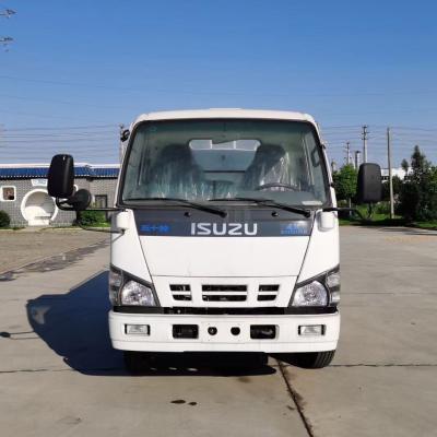 China Kleiner ISUZU NPR Wasserbehälter Lastwagen neuer japanischer Wassersprühwagen zu verkaufen