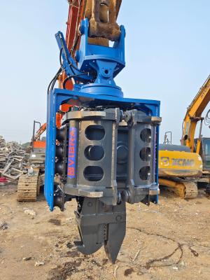 China Hydraulic Side Clamp Sheet Pile Driver With Max Speed Of 20 Meters/minute for sale