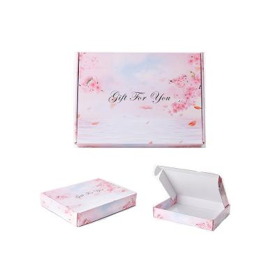 China Recycled Materials Customized Cardboard Box Gift Printing Customer Design Low MOQ Color Kraft Paper Printing Paper Box For Flannel Blanket Wrap Set for sale