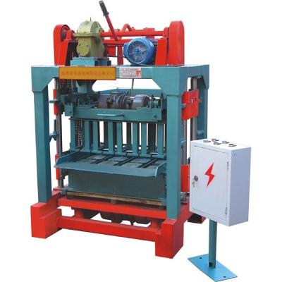 China Construction works Low Price Eco - Friendly Full Automatic QTJ4-30B Blocks Cement Brick Making Machine for sale