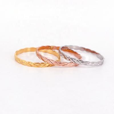 China CLASSIC fashion jewelry simple style women's stainless steel bracelets bangles for sale