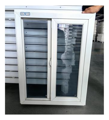 China Horizontale gepersonaliseerde keuken UPVC schuifvenster Ingenieur Vinyl schuifvensters Te koop