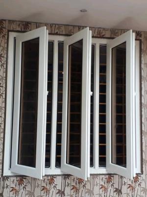 China Customized Size PVC / UPVC Casement Windows Hurricane Proof Impact Windows Glass Double Function 37*50 for sale