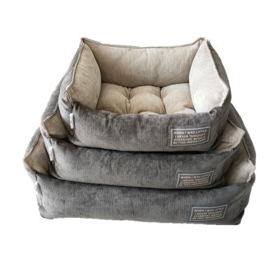 China Hot Selling Cheap Sustainable Top Quality Luxury Dog Bed Luxury Pet Supplies for sale