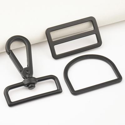 China Ready Mould Zinc Alloy D Ring Bag Buckle 20mm 25mm 38mm Black Metal Swivel Snap Hook for sale