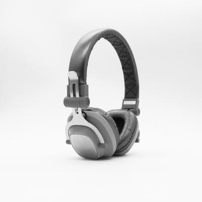 中国 耳のearbudの古い学校のためのOEMの切換えの歌110dB 32ohm無線Bluetoothのヘッドホーン 販売のため