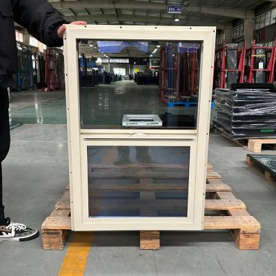 中国 パーソナライズされたサイズ UPVC シングルハンガング 窓 PVC 素材と 1.4mm-1.8mm 厚さ 販売のため