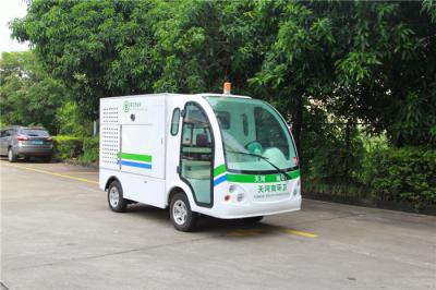 Chine Petite voiture d'hygiène de sièges des véhicules 2 de compagnie d'électricité avec la porte utilisant la balayeuse de route à vendre