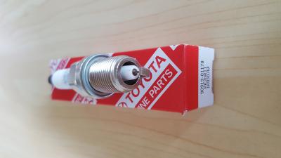 China Auto Spark Plug for Toyota Denso OEM 90919-01178 for sale