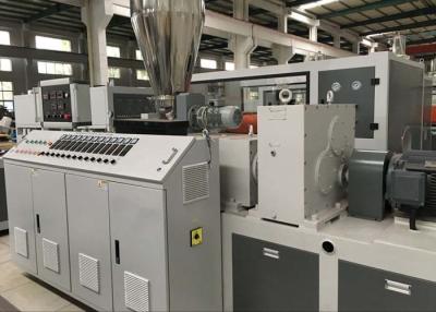 Cina Linea di produzione di plastica di profilo macchinario dell'estrusione di Upvc con l'estrusore a vite gemellato in vendita