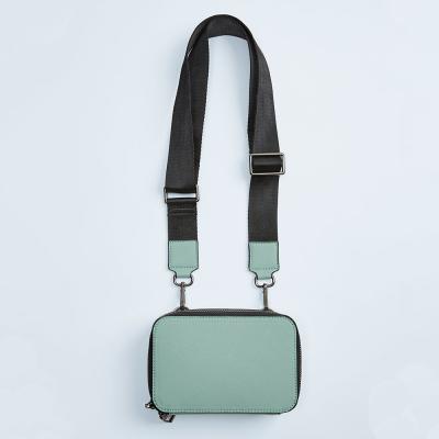 China Fashion Leather Cross - Custom Body Bag Logo PU Saffinao Leather Mini Crossbody Sling Pack Shoulder Messenger Bag For Men for sale