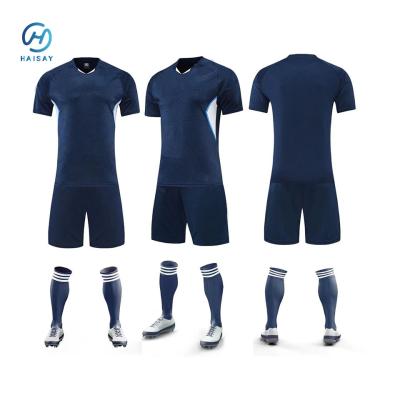 China Equipo de fútbol dinámico de alto rendimiento con tecnología de remoción de humedad en venta