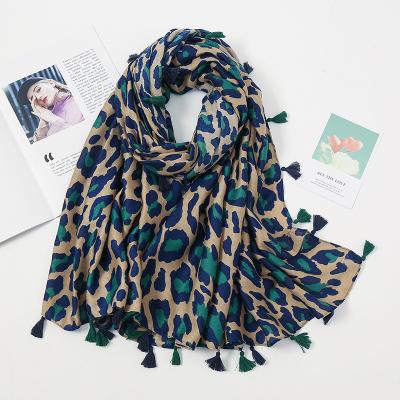 China Women Winter Long Leopard Scarves for sale