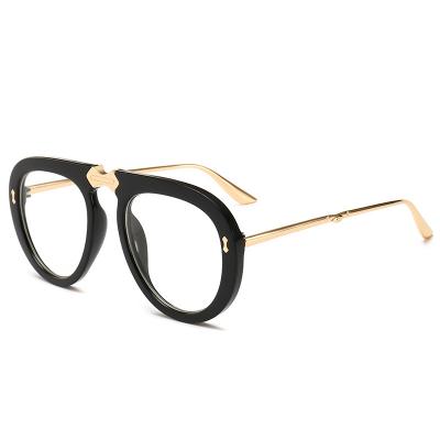 China Fashion Vintage Pilot Gradient Aviation Sunglasses Women Oval Sun Lenses UV400 Oculos De Sol Des Lunette De Soleil Femmes for sale
