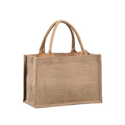 China Reusable Eco-Friendly Laminated Hessian Shopping Tote Bags With Custom Logo Burlap Sack Reusable Beach Tote Bag for sale