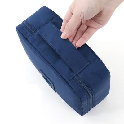 China Green Durable Multifunctional Portable Outdoor Zipper Vanity Filter Frame Makeup Travel Cosmetic Bag for sale