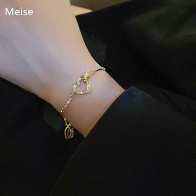 China Yiwu Coqi YY604 FASHIONABLE Romantic 18k Gold Real Plated Cubic Zircon Heart Adjustable Hollow Heart Bangle Bracelet for sale