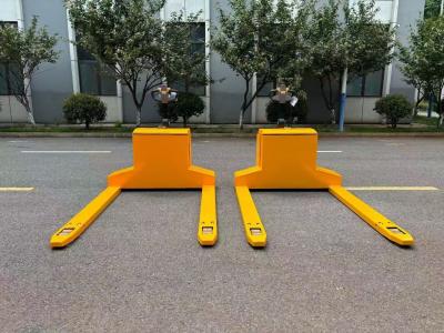 China 2 Tons Walking Style Electric Straddle Stacker Truck Electronic Battery 24V210AH for sale