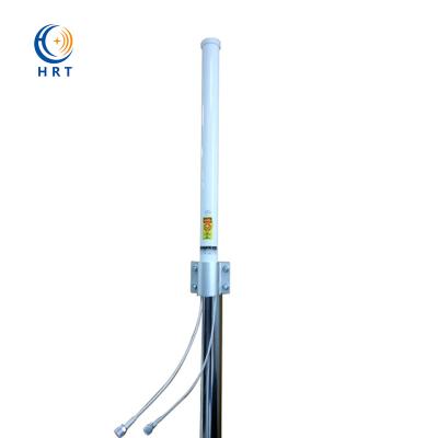 China Outdoor Waterproof 5.8G 12dbi Frp Omni Antenna With Two Connector TQJ-5800AH12x2 for sale